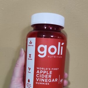 Goli Nutrition Red Apple Cider Vinegar Gummies